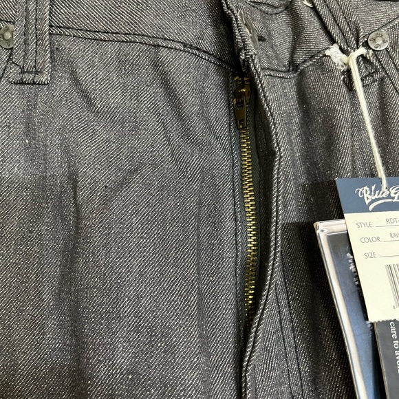Blue Gear Men's Gray Jeans Size 38 X 32 with oversized pockets. - Picture 7 of 14